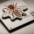 puzzle-en-bois-montessori-abeille-pour-enfants-soundswood